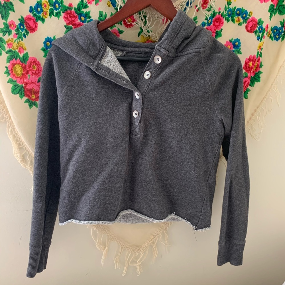 NWOT cropped button down hoodie sweatshirt